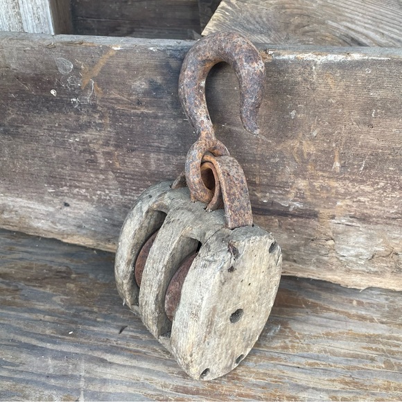 Very Vintage Rustic Wood Iron Block & Tackle Pulley Primitive - Picture 3 of 13